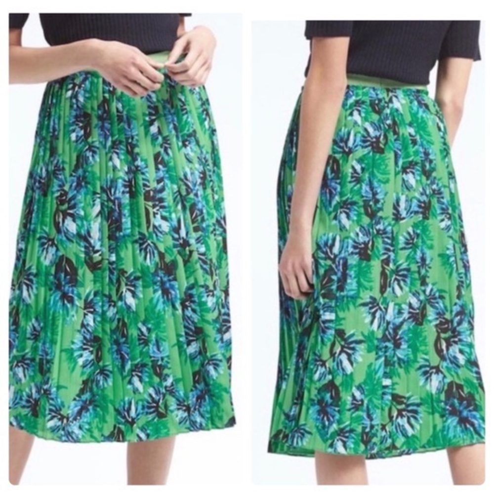 Banana Republic Pleated Floral Midi Skirt 12